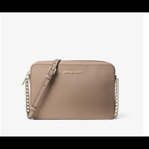 Michael Kors Jet Set Crossbody